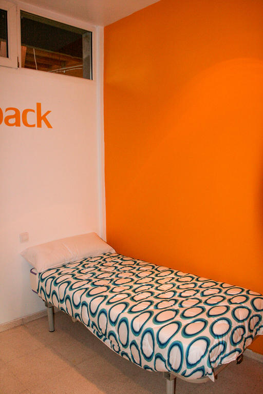 Mundaka Hostel & Sports Cafe Rom bilde