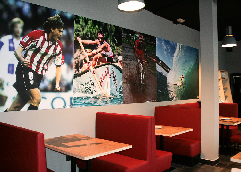 Mundaka Hostel & Sports Cafe Eksteriør bilde